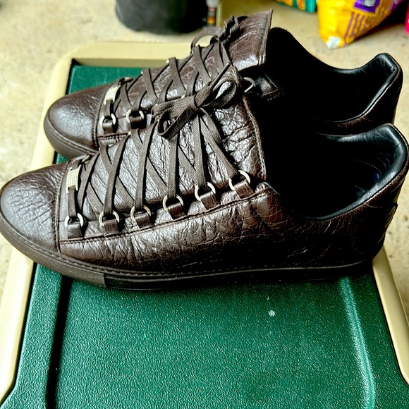 COPY - Balenciagas - Picture 2 of 5